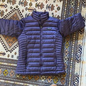 women’s patagonia down sweater jacket in plum